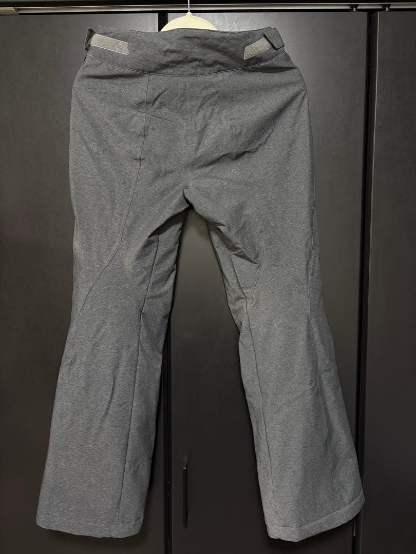 [新品]スキーウェア　パンツ　phenix レディースＭサイズ