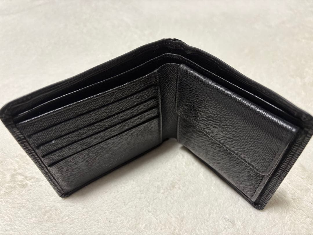 美品　ルイヴィトン エピ ポルトビエ カルトクレディ モネ 財布 マルコ 黒