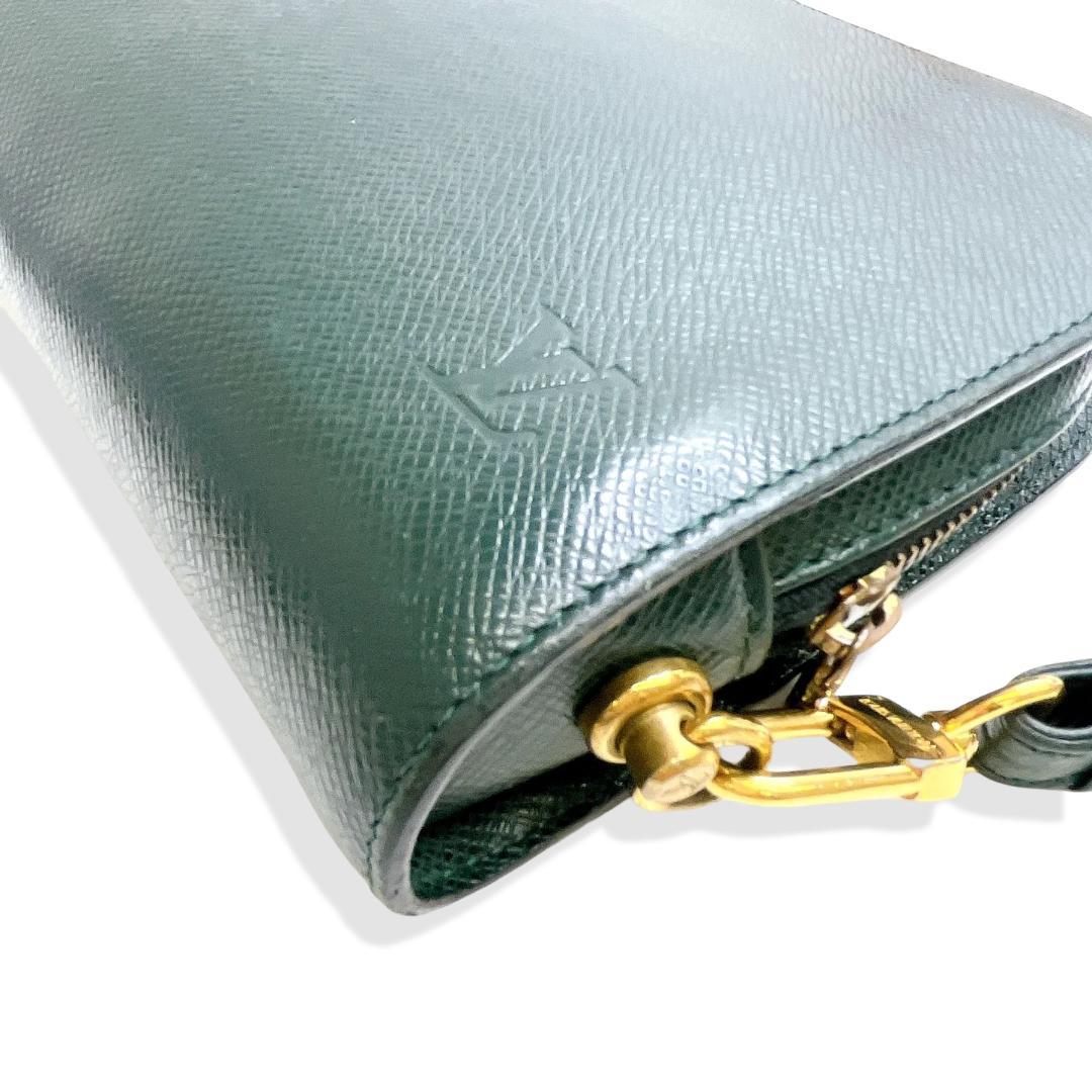 ルイヴィトン LV　タイガ バイカル M30184 クラッチバッグ エピセア