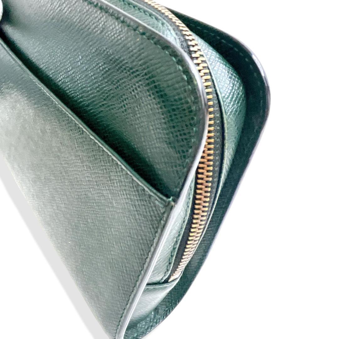 ルイヴィトン LV　タイガ バイカル M30184 クラッチバッグ エピセア