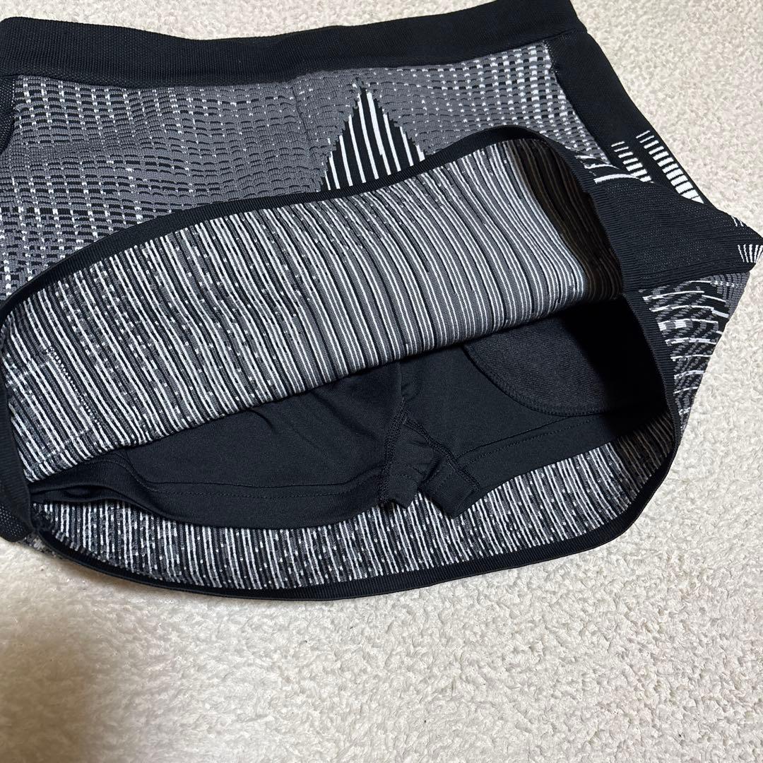 お値下げ不可‼️アディダス　セットアップ　ニット　M