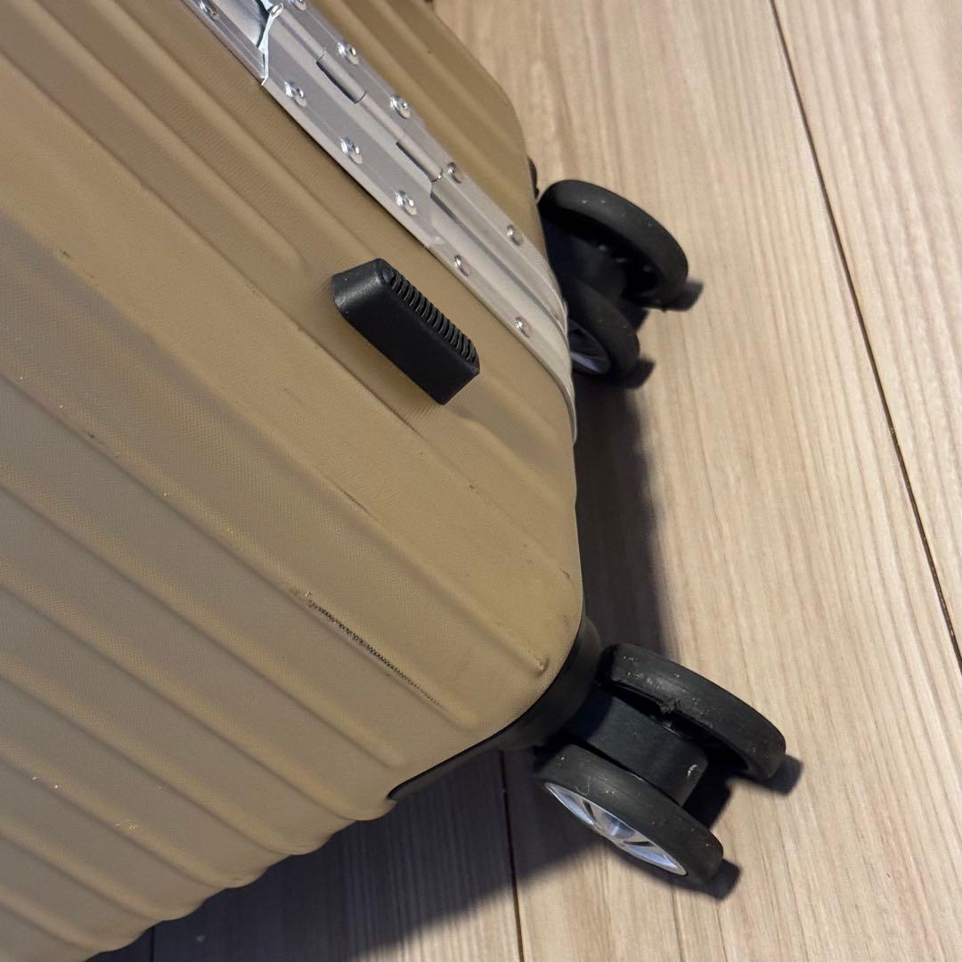 VARNIC ゴールド キャリーケース Mサイズ (73L) スーツケース