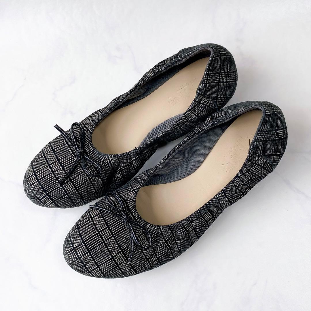 卑弥呼 ふかふかスニーカーパンプス グレンチェック リボン ブラック23.5cm