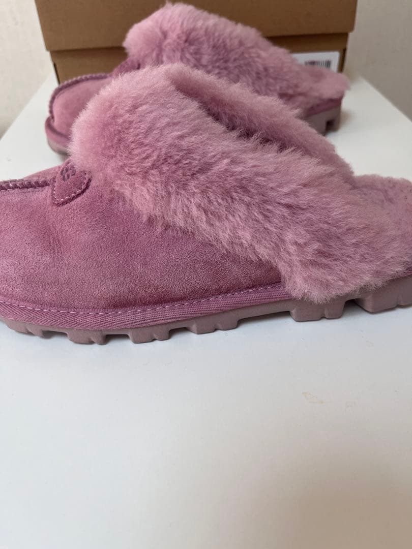 UGG Coquette（コケット）ピンク pink スリッポン