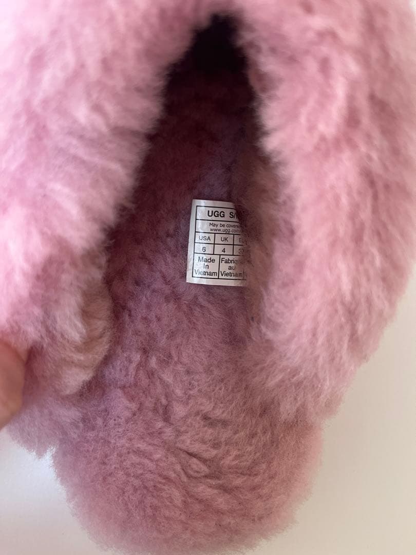 UGG Coquette（コケット）ピンク pink スリッポン