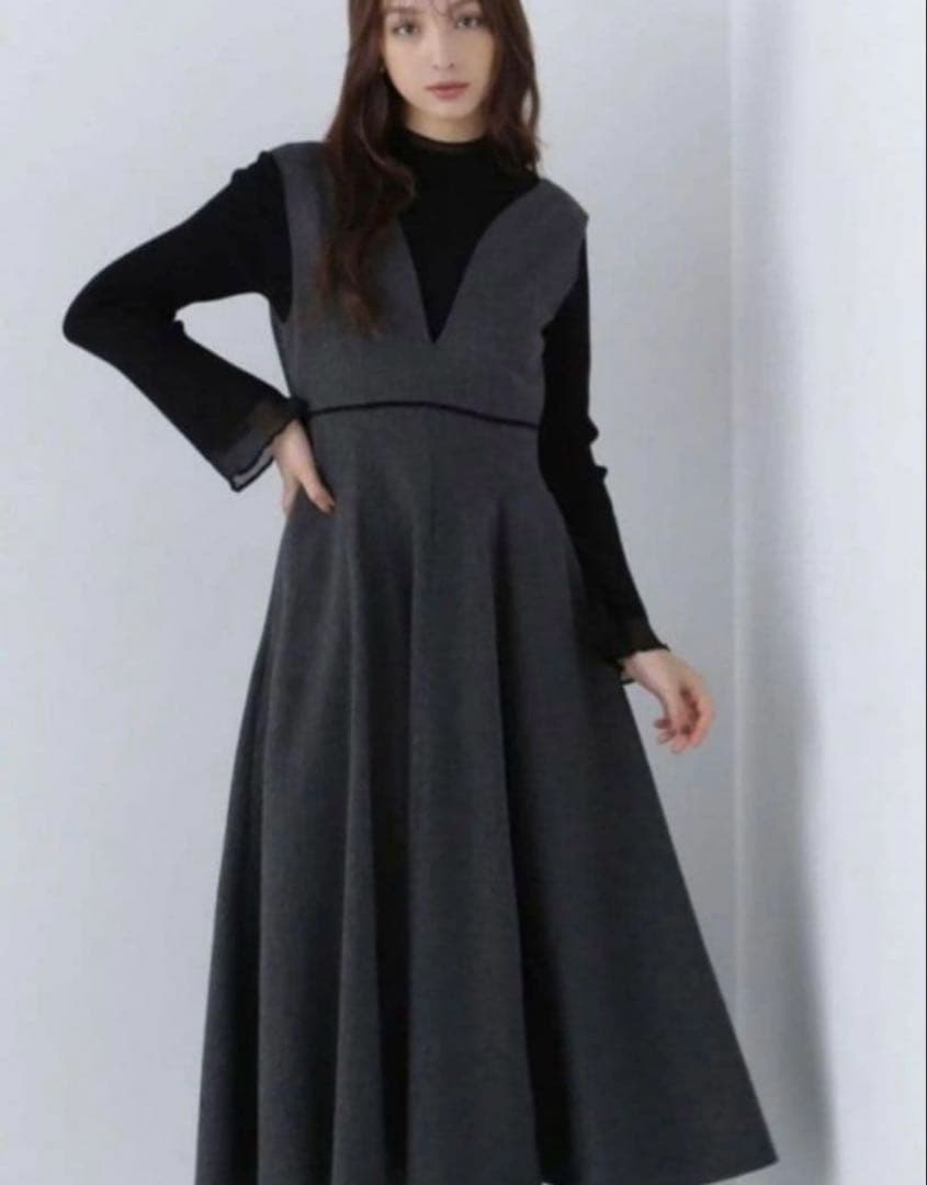 ナチュラルビューティーベーシック グレー ジャンパースカート M