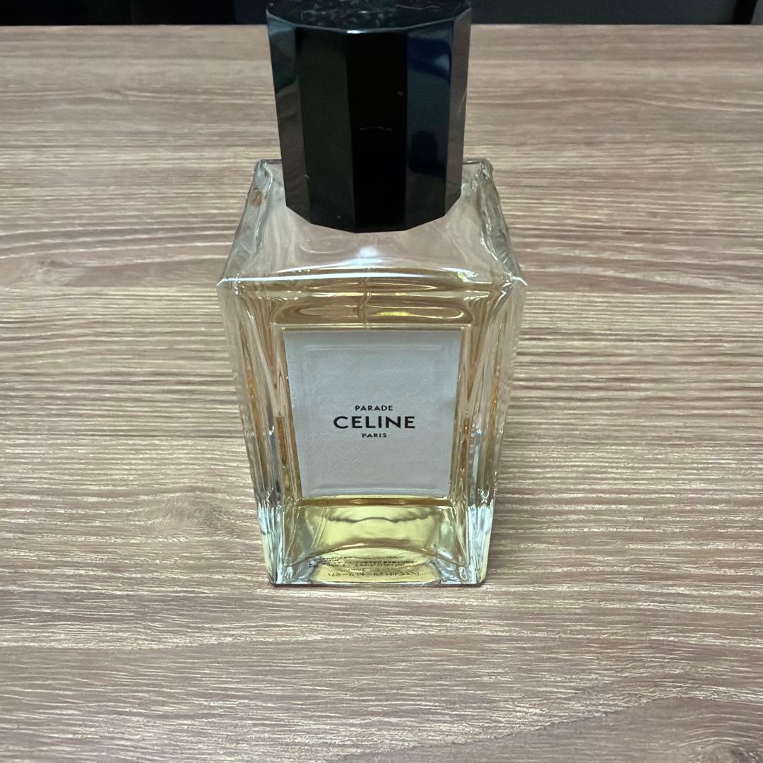 セリーヌパラード