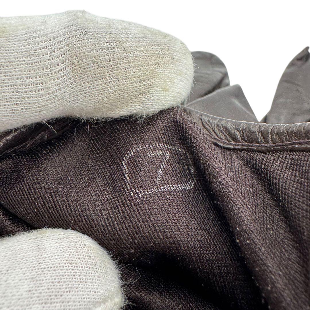 美品　プラダ　手袋　レザー　ベルト付き　裏地シルク　プラダ　ダークブラウン