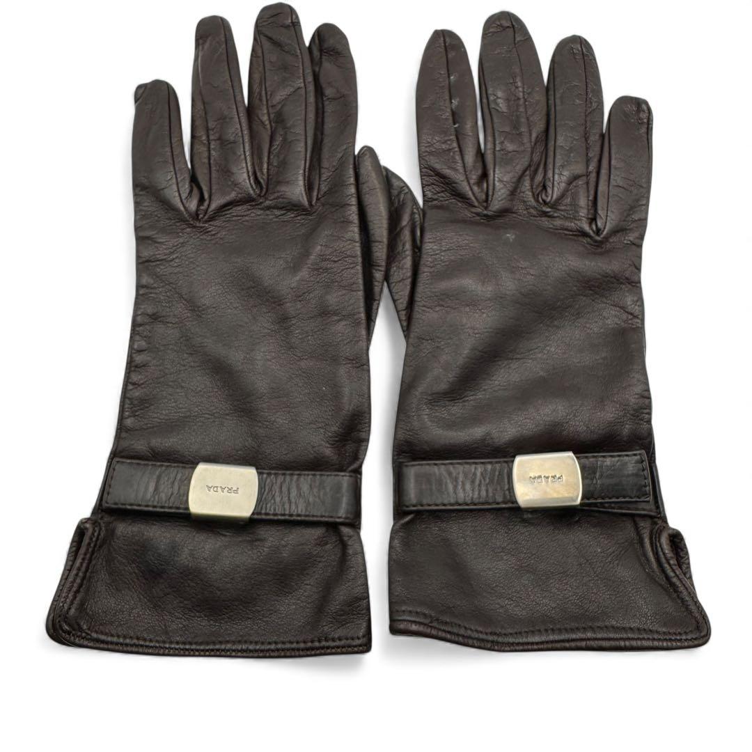 美品　プラダ　手袋　レザー　ベルト付き　裏地シルク　プラダ　ダークブラウン