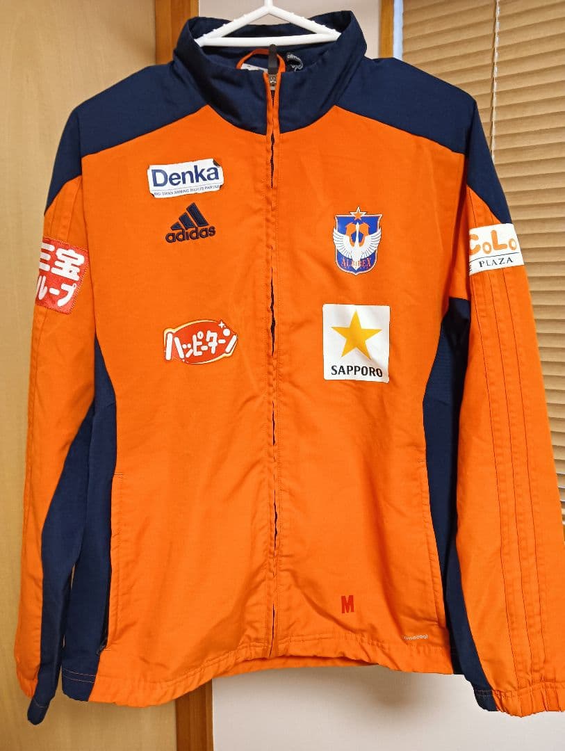支給品　アルビレックス新潟　ジャケット　M　ジャージ　トレーニングトップ