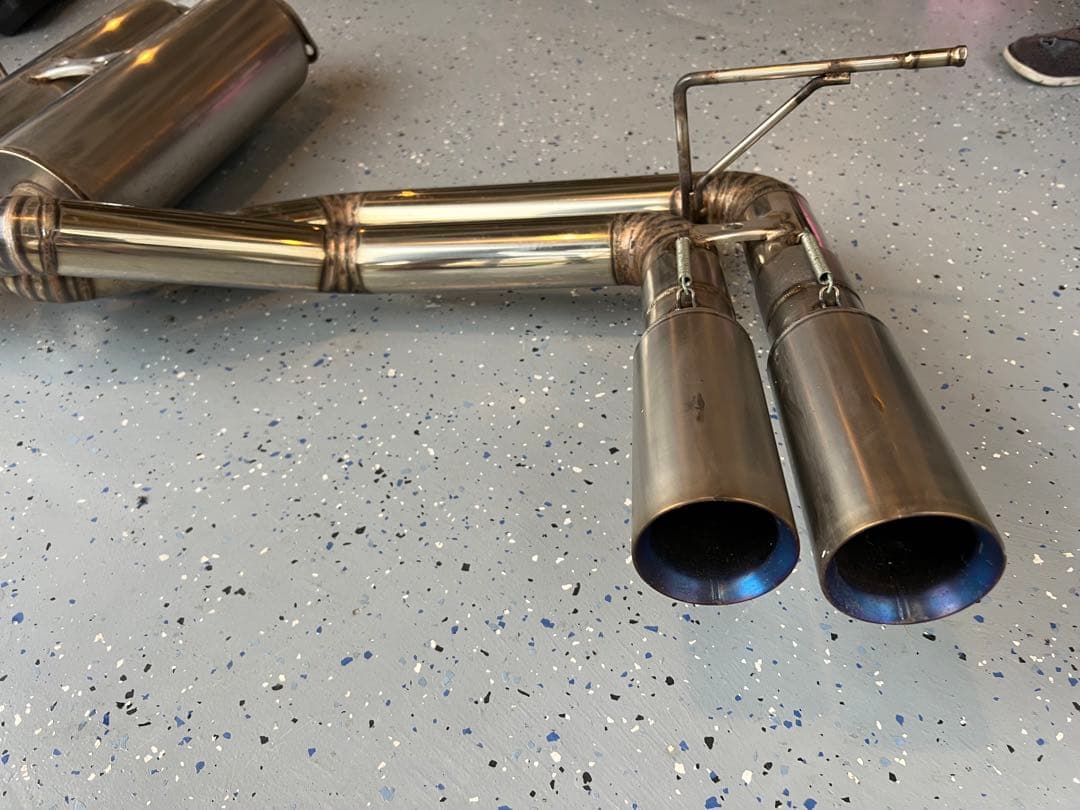 E46 M3 ワンオフマフラー