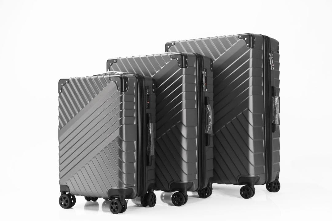 軽量Lサイズ　静音8輪　キャリーバッグ　スーツケース　キャリーケース　グレー