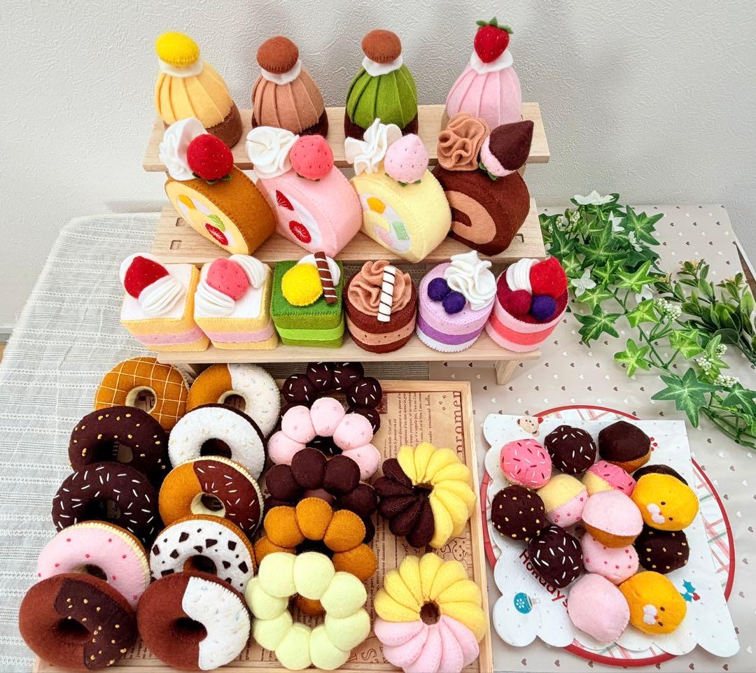 【イッキン٩(๑❛ᴗ❛๑)۶様】専用　フェルトおままごと　フェルトドーナツ