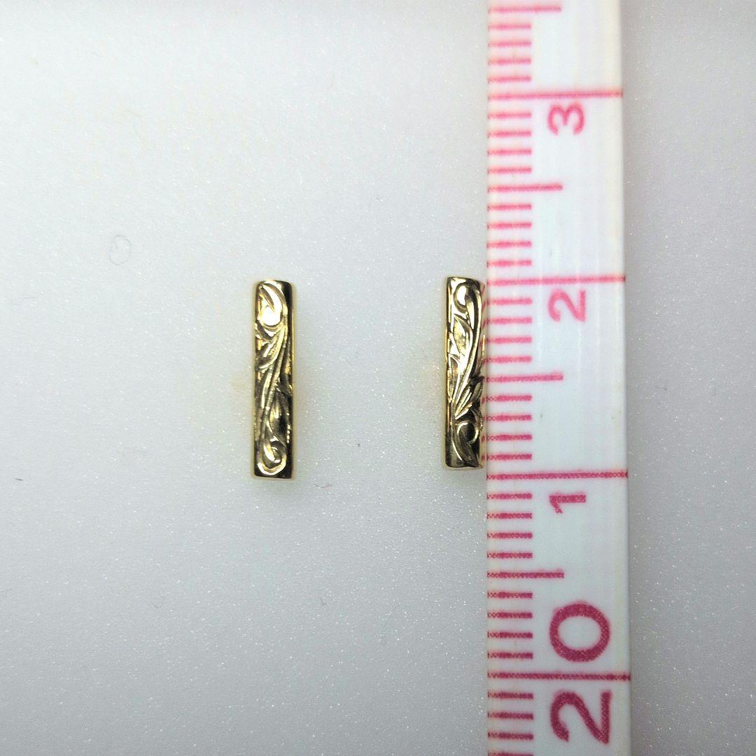 K10YGハワイアンジュエリーmaxi♡彫刻模様バーピアス