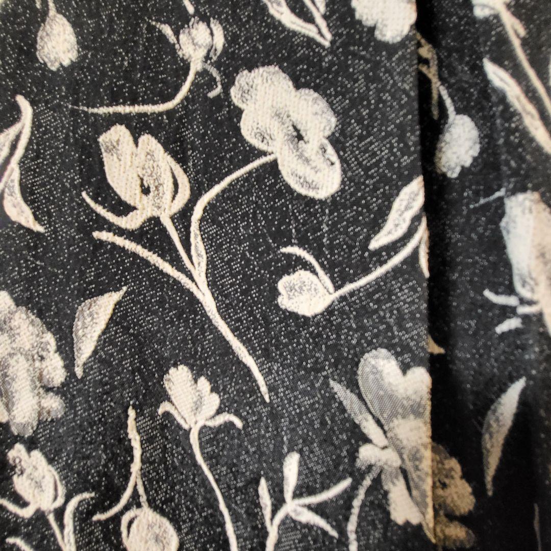 ヤマダヤ　オールインワン　ノースリーブ　黒　花柄　パンツ　新品未使用　９号