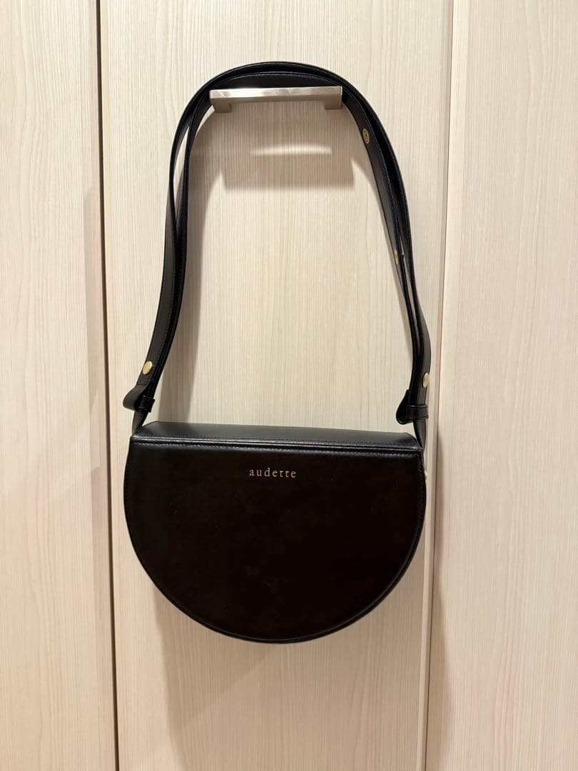最終値下げ　audette NUIT ショルダーバッグ　ブラック