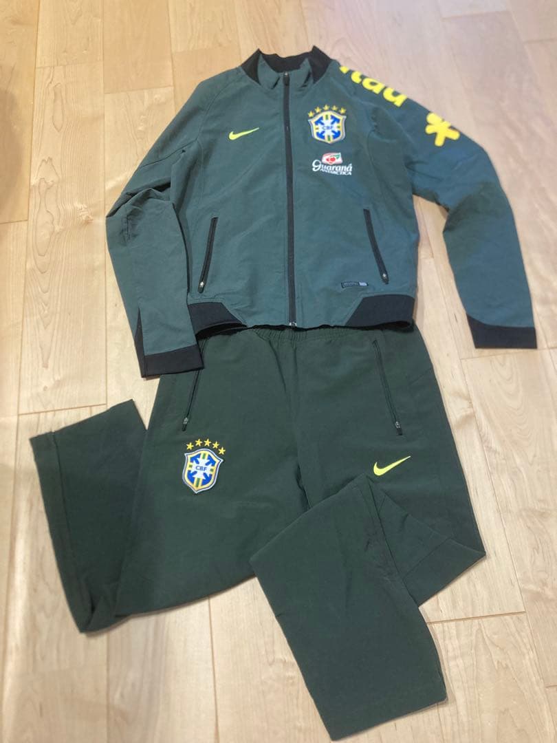ブラジル代表　トレーニングウェア　上下