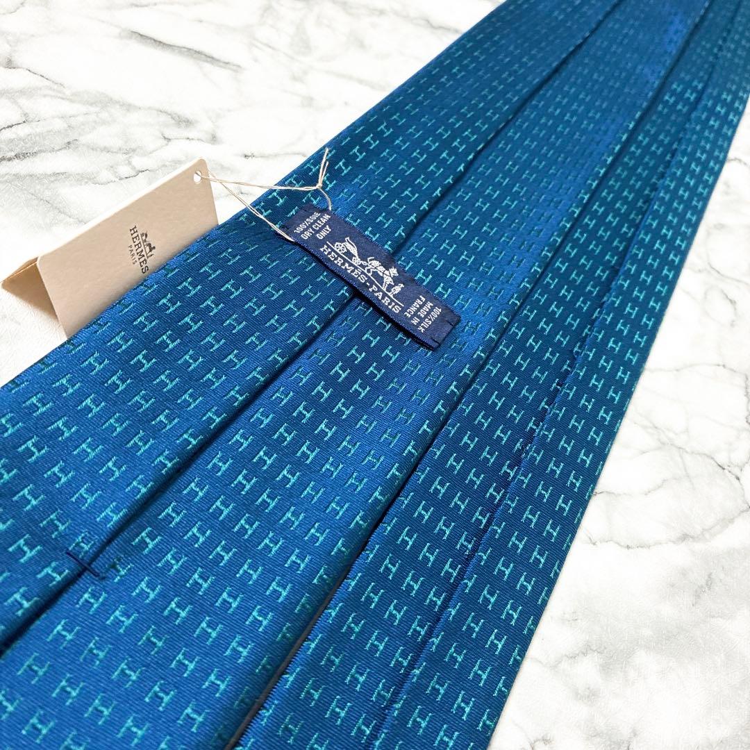 ✨未使用タグ付き箱付き✨HERMES ファソネ　H柄　ブルー系　ネクタイ