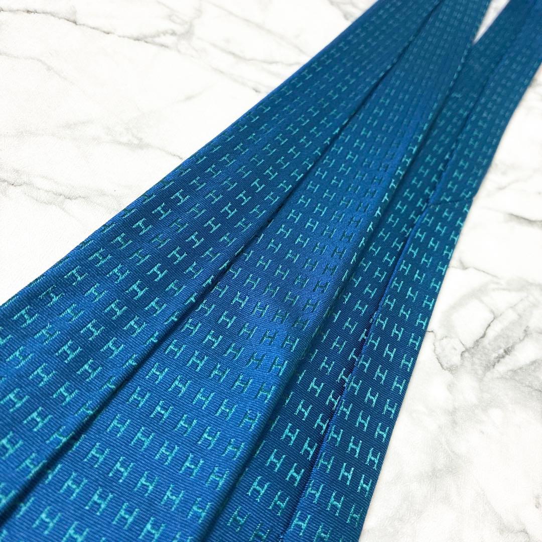✨未使用タグ付き箱付き✨HERMES ファソネ　H柄　ブルー系　ネクタイ