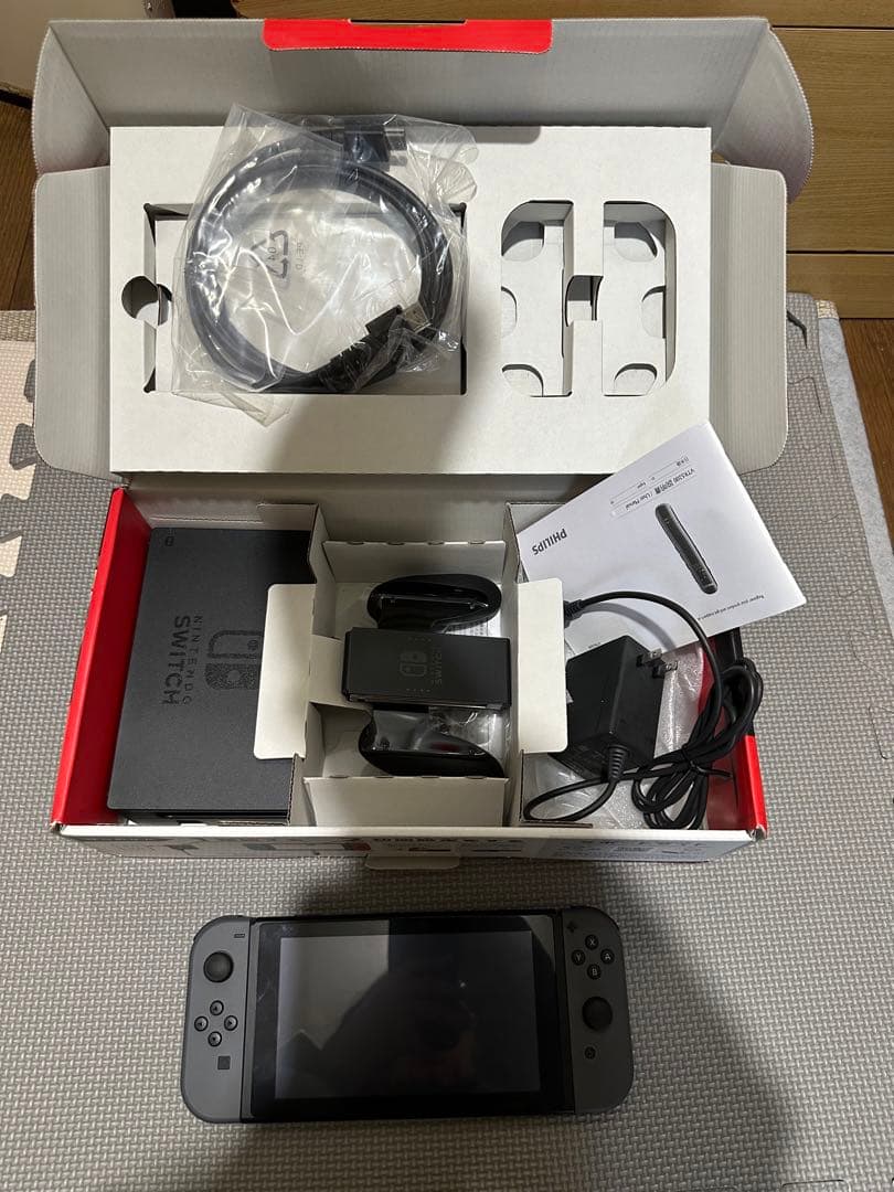ニンテンドースイッチ グレー 灰色 NINTENDO SWITCH 付属品全新