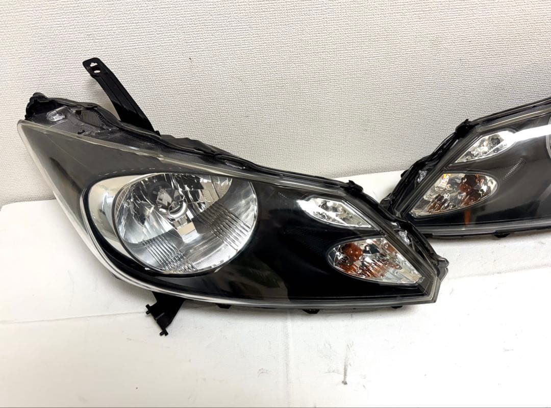 ホンダ フリード GB3/GB4 純正 HID ヘッドライト 左右セット