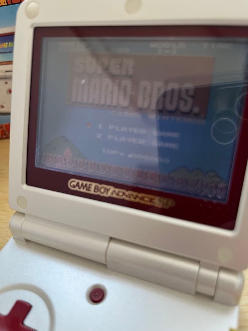 ゲームボーイアドバンスSP本体　ファミコンカラー　ソフト5本付き！