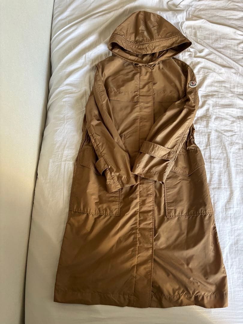 美品　MONCLER モンクレール HIENGU スプリングコート　ベージュ