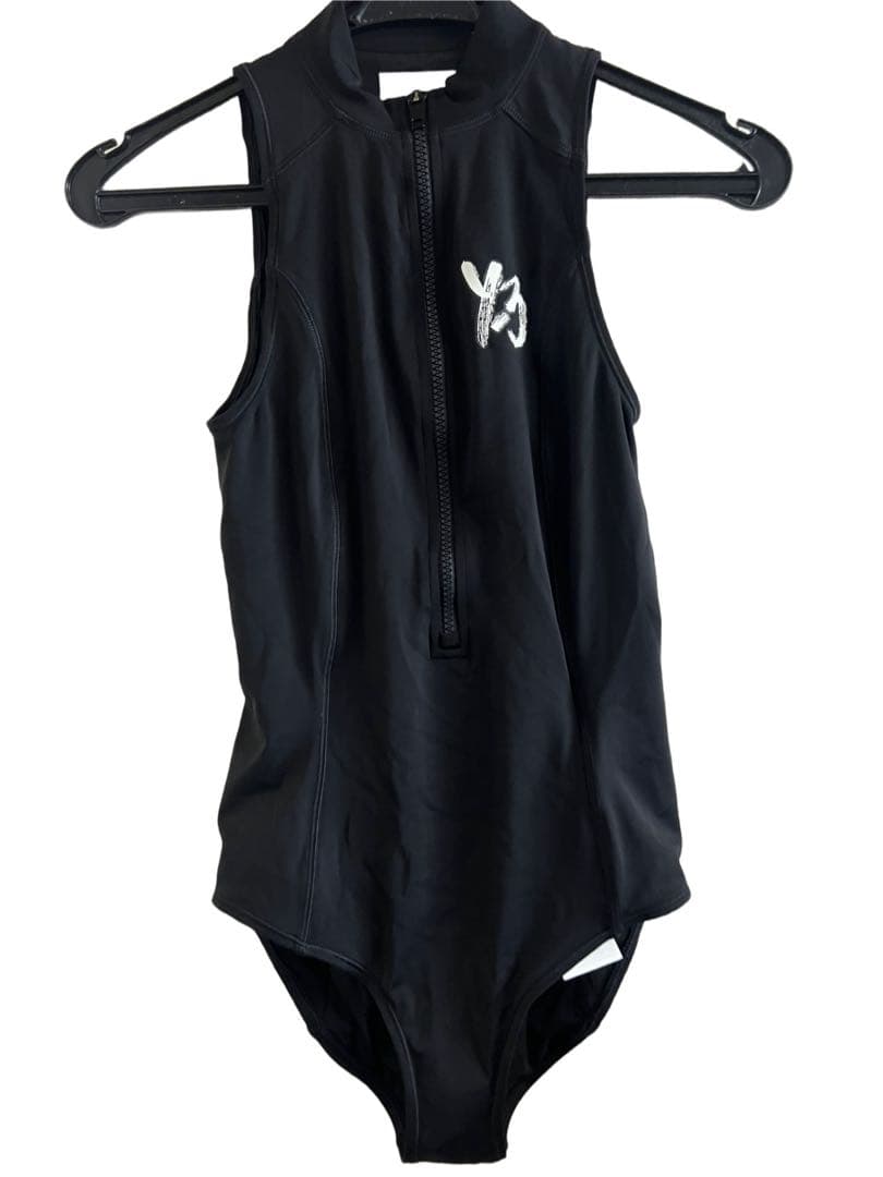 新品未使用タグ付きワイスリー　y-3 水着　スポーツウェア