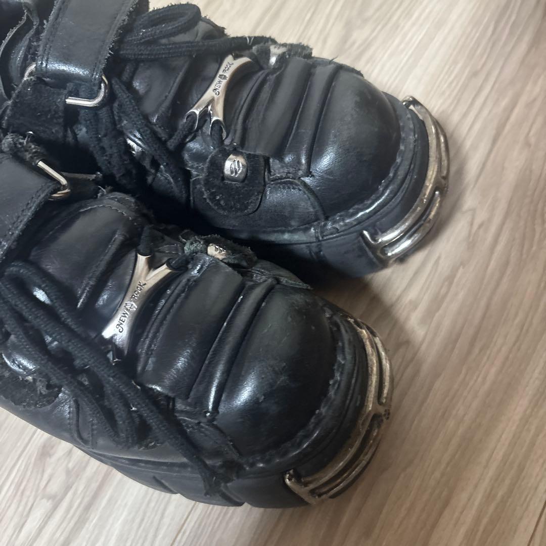 零*様 ニューロックスニーカー