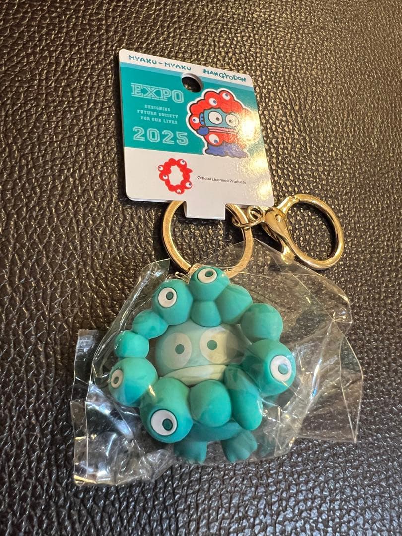 値下げ！サンリオ　ミャクミャク　推しカラー キーホルダー コンプリート7種類