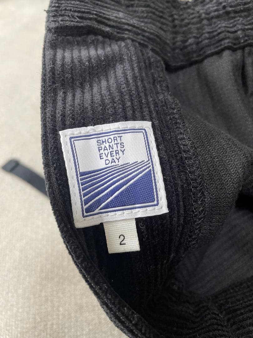 (USED)美品short pants everyday コーデュロイパンツ黒2