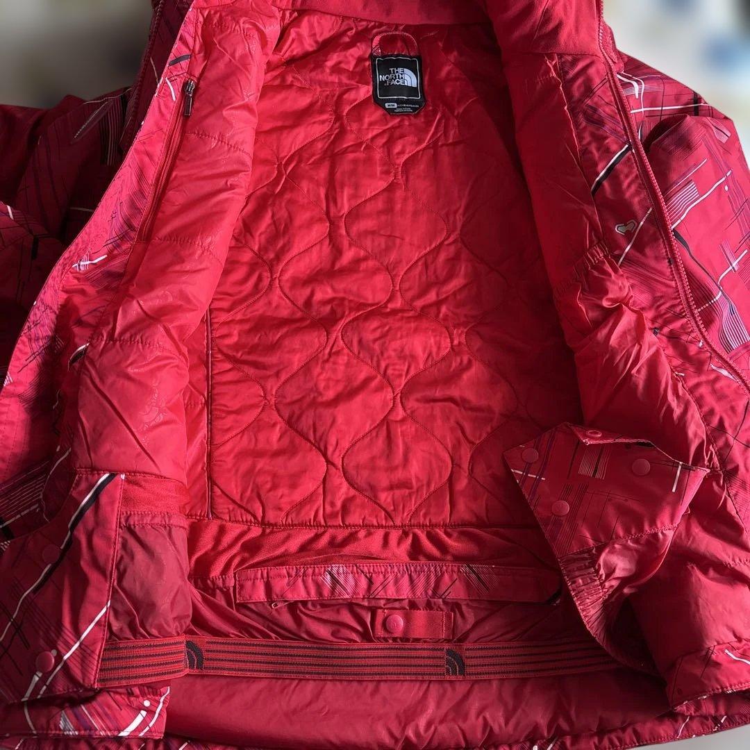 THE NORTH FACE フード付きジャケット 赤