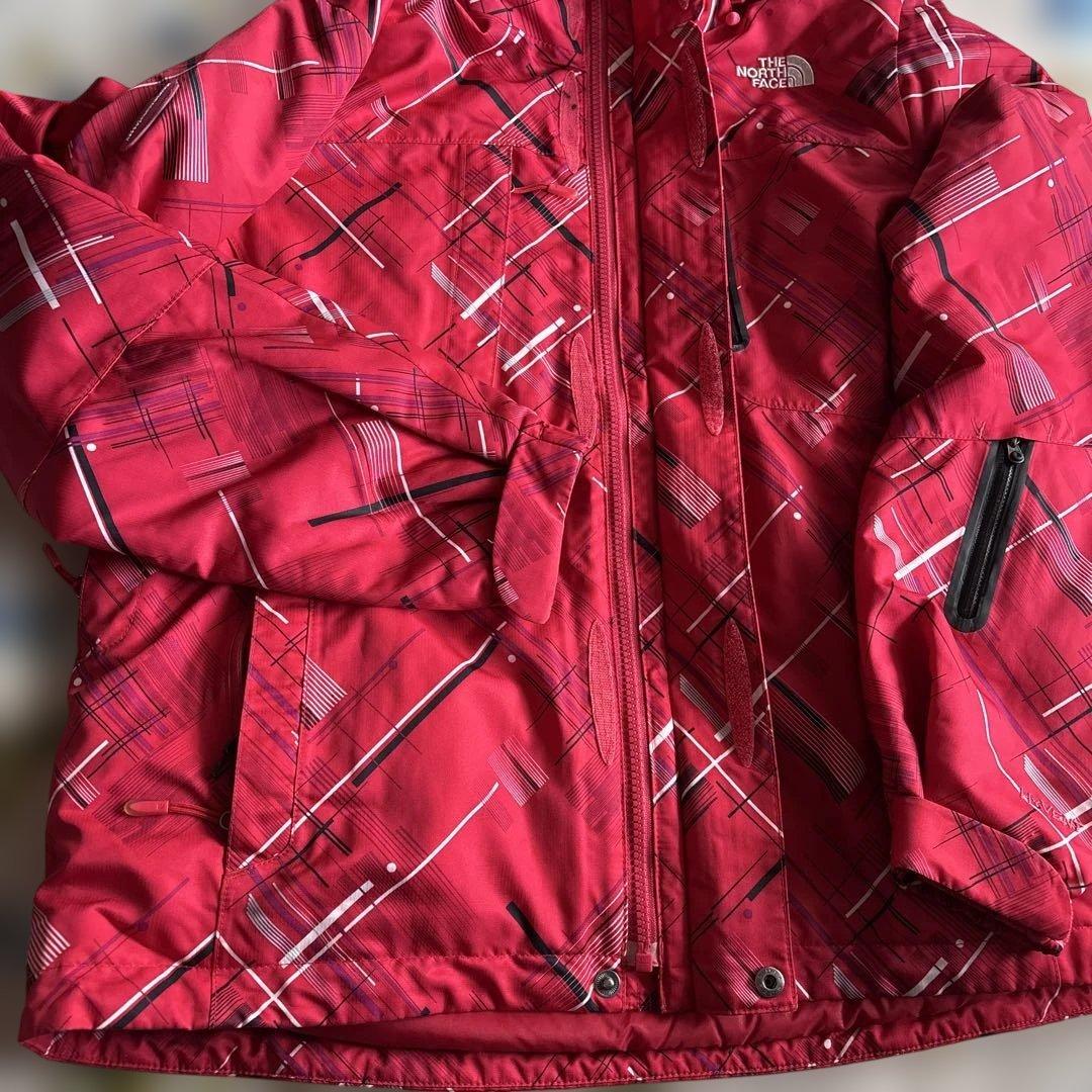 THE NORTH FACE フード付きジャケット 赤