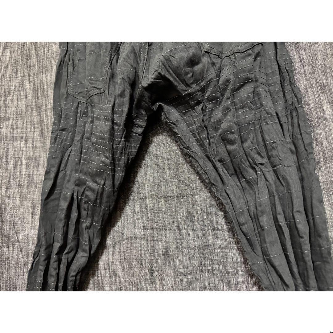 ISSEY MIYAKE シワ加工 プリーツパンツ ステッチ 刺繍　ブラック 黒