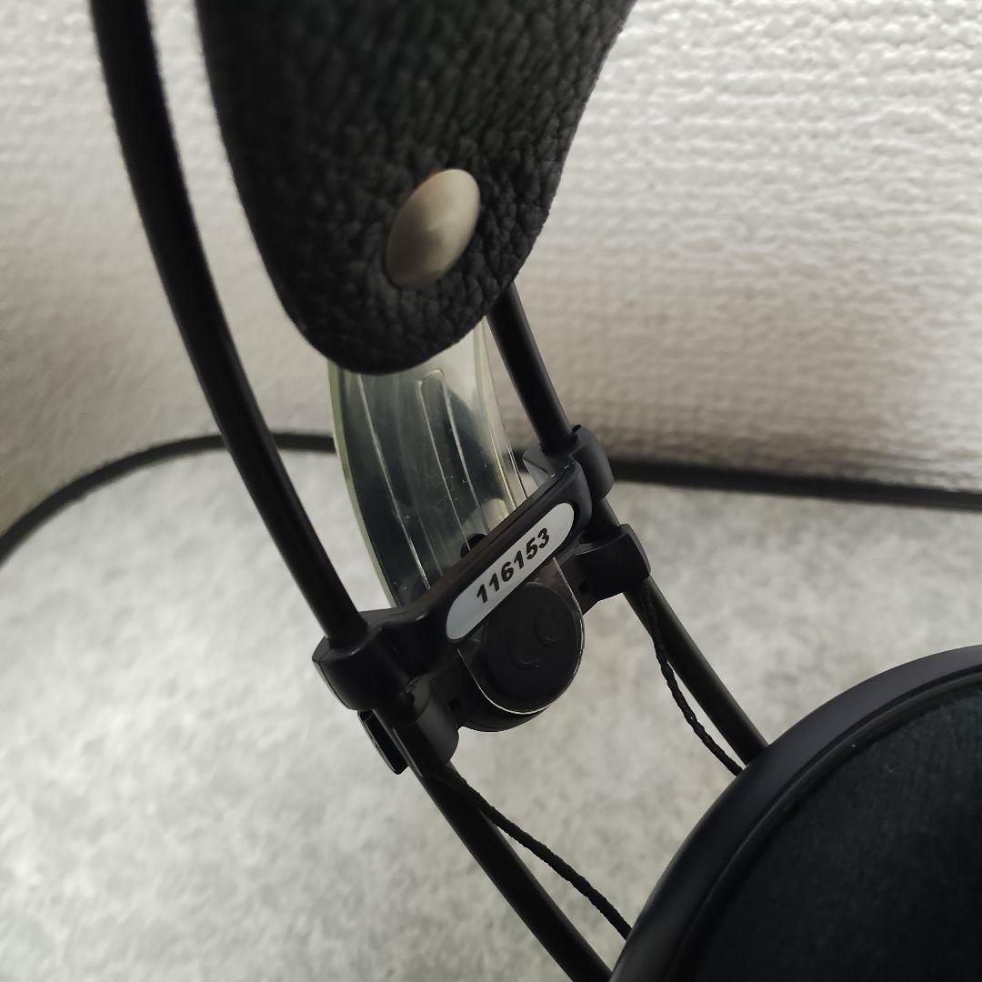AKG K702です。