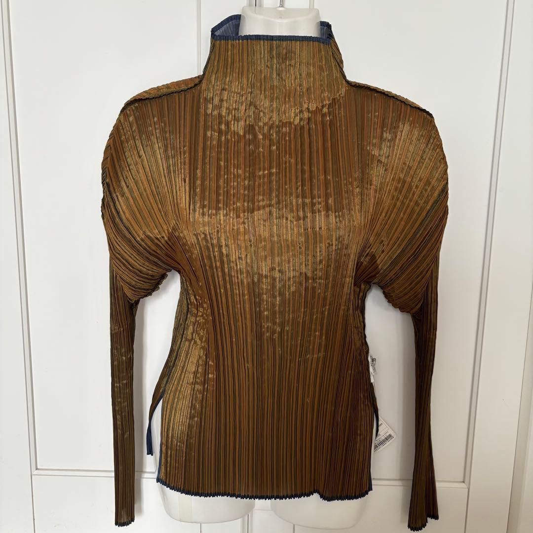 ＊タグ付き新品＊プリーツプリーズ 長袖カットソー サイズ3 ネイビー系