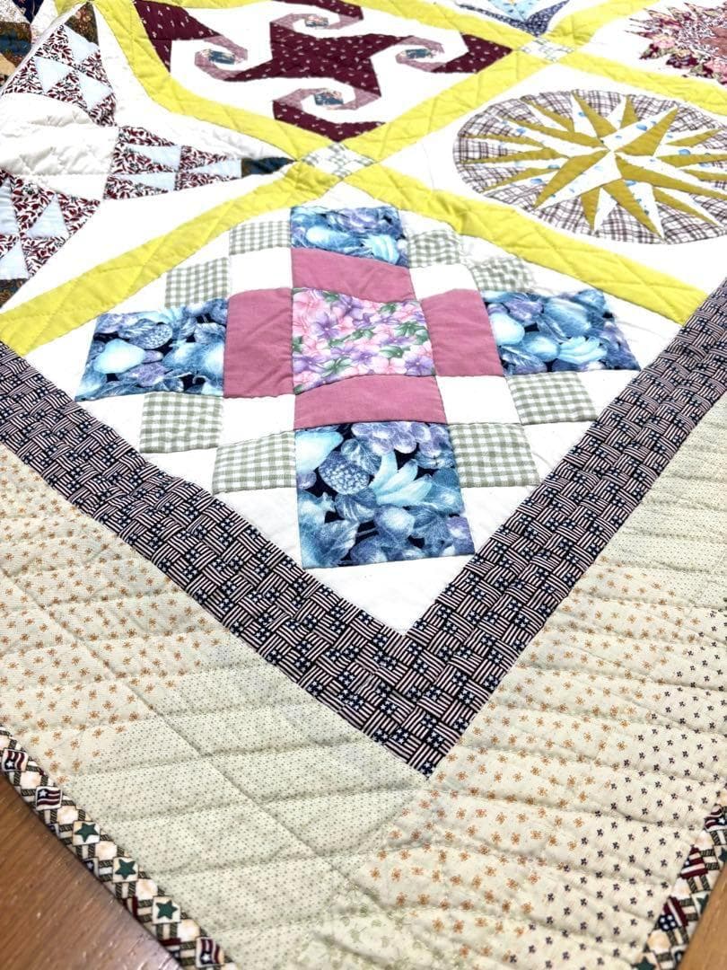 ハンドメイド パッチワーク キルト タペストリー 大判