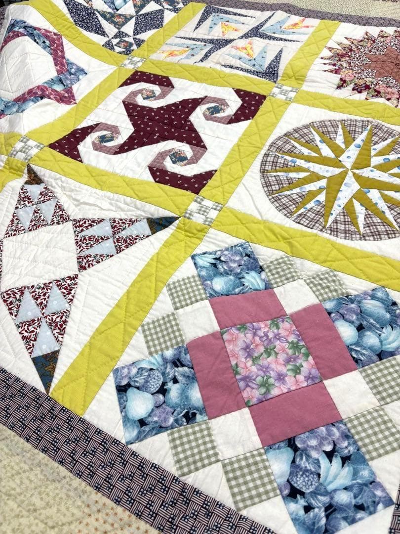 ハンドメイド パッチワーク キルト タペストリー 大判