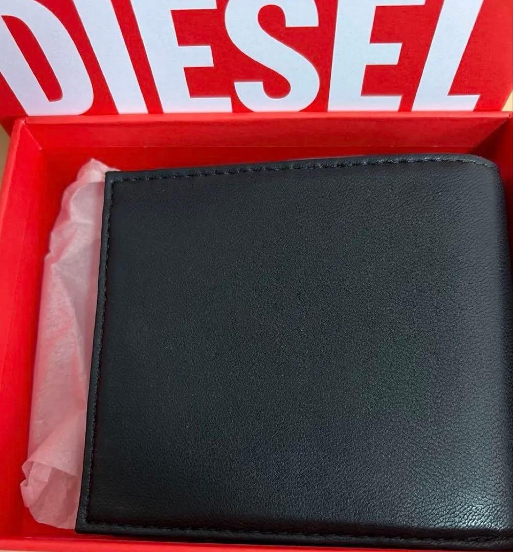 新品 DIESEL ブラック 二つ折り財布 箱付き