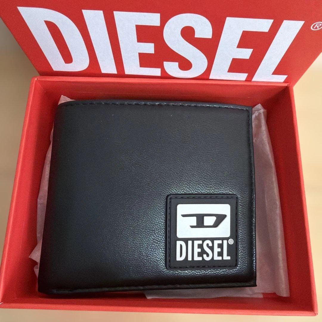新品 DIESEL ブラック 二つ折り財布 箱付き