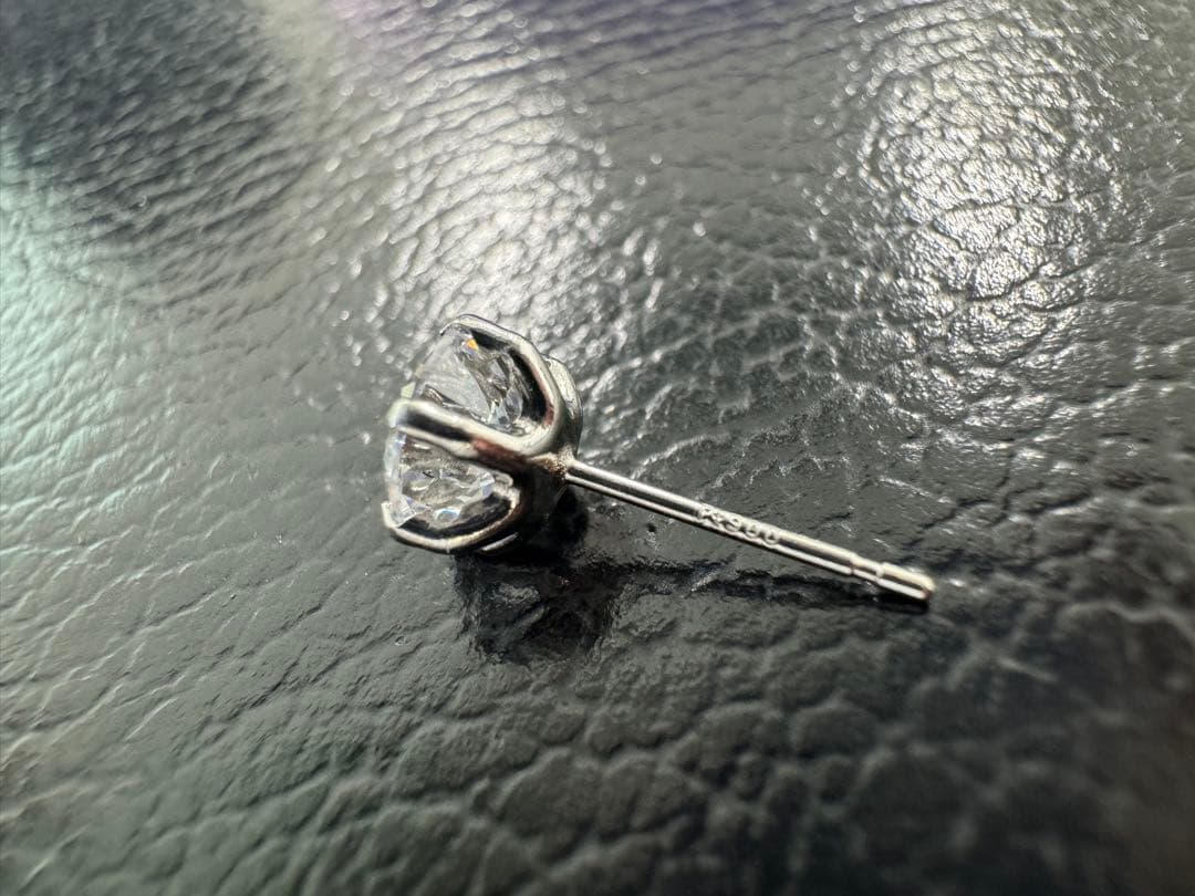 バブ様プラチナプレシオサキュービック メンズピアス(片方)1.00CT相当*新品