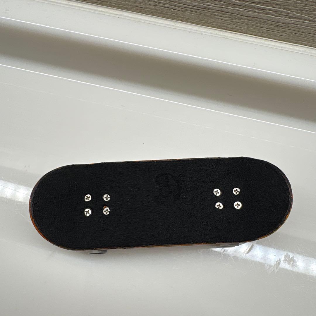 フィンガーボード 白黒デザイン