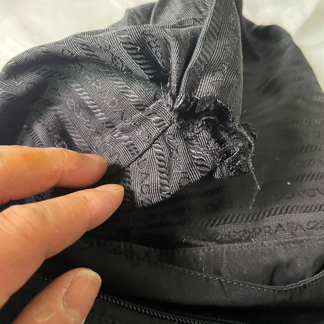 PRADAプラダ 三角ロゴ　ショルダーバッグ　カード付き