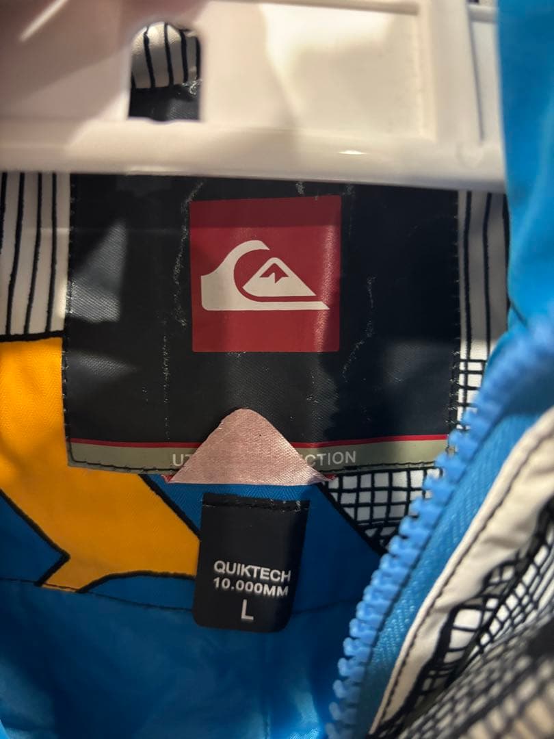 スキーウェア 上下セットL XLサイズ 総柄　スノボー ウインドブレーカー