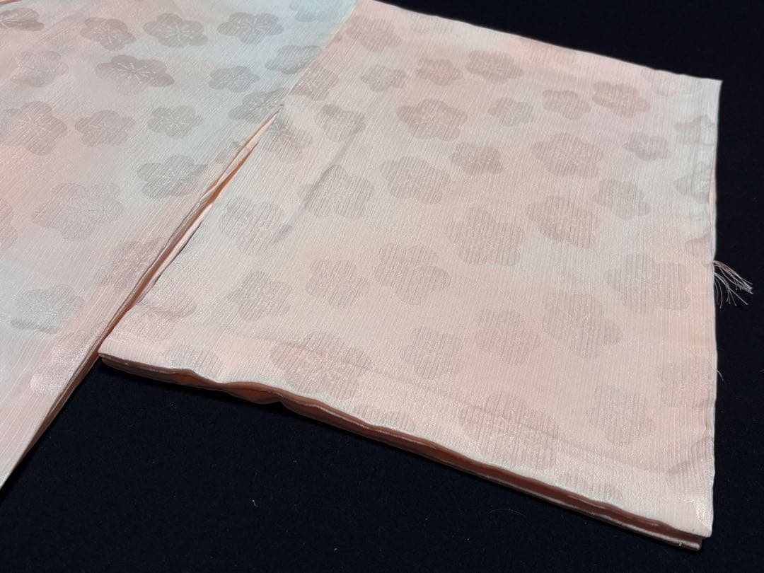 未使用品　和服　単衣　東レシルック　梅模様　無双.長襦袢(紐付)早い者勝ち