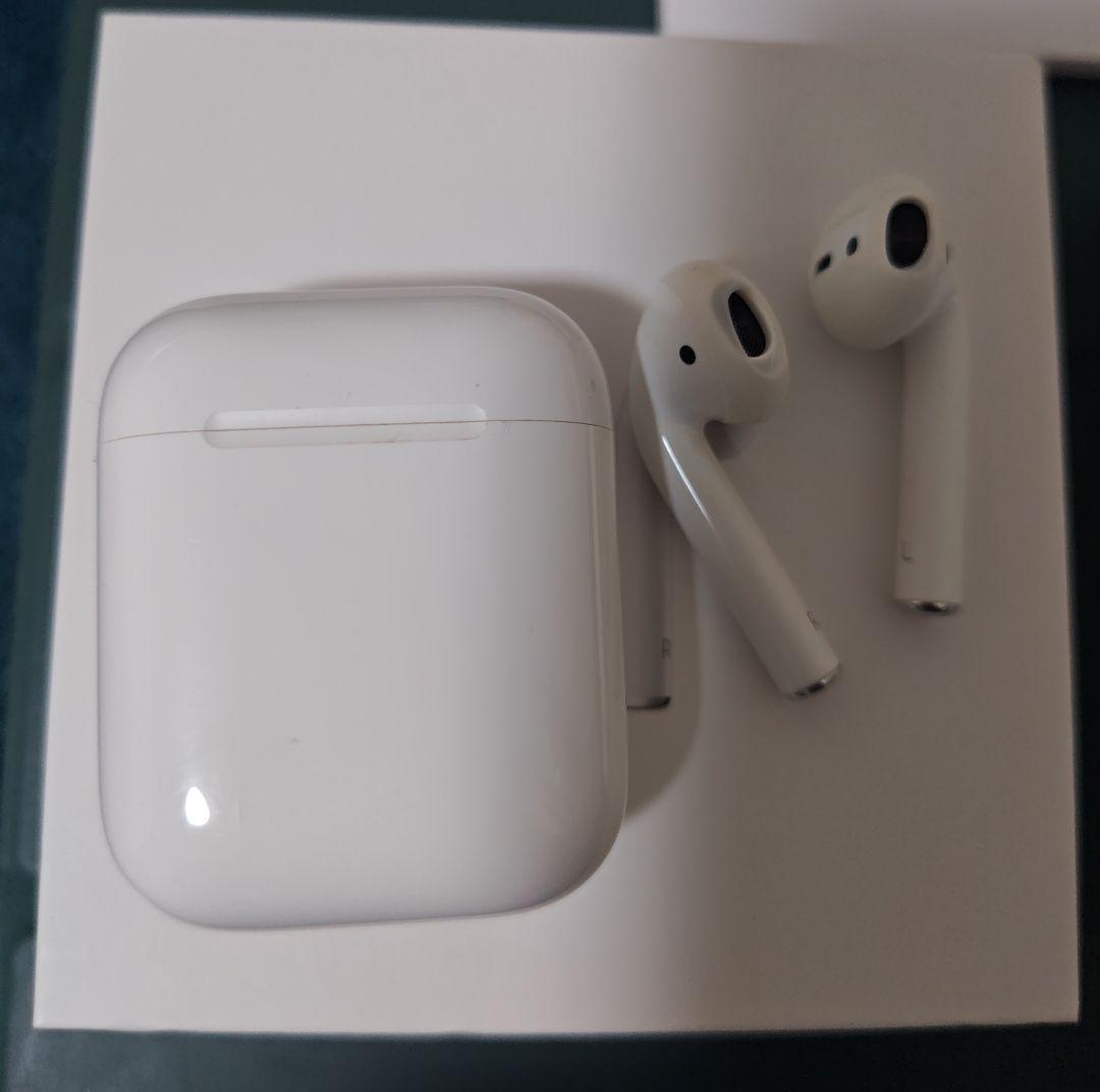 AirPods本体 ホワイト 充電コード付き