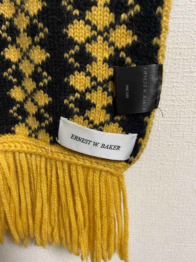 ERNEST W. BAKER ダイヤモンドパターンマフラー