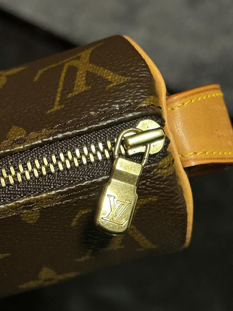 LOUISVUITTON ルイヴィトン 小物入れ ペンケース レザー モノグラム