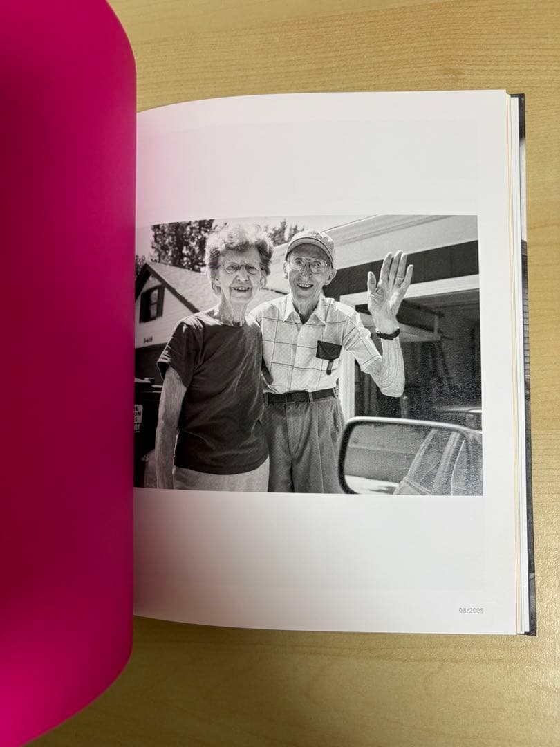 アート・デザイン・音楽 Leaving and Waving Deanna Dikeman