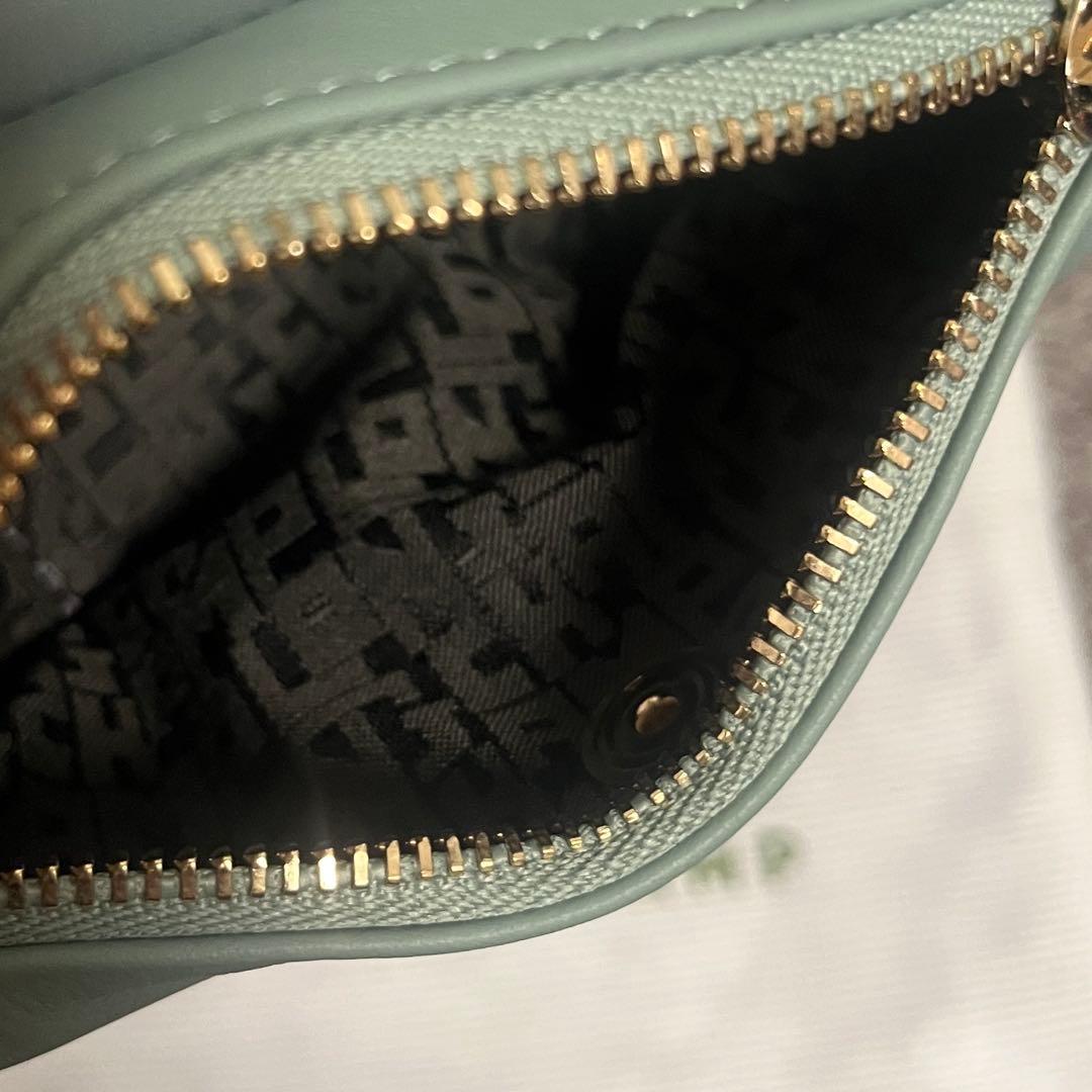新品未使用　LONGCHAMP ロンシャン　パース　小物入れ